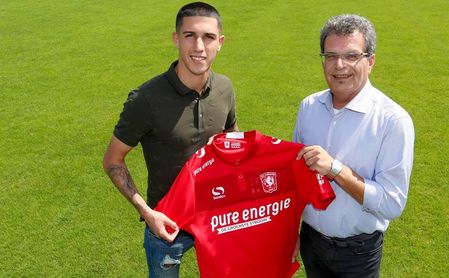 Aitor Cantalapiedra, nuevo jugador del Twente. Aitor Cantalapiedra, nuevo jugador del Twente.