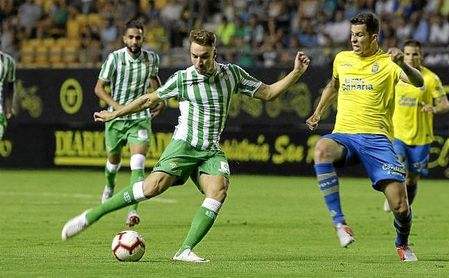 Loren, en un lance del Betis-Las Palmas del pasado sábado. Loren, en un lance del Betis-Las Palmas del pasado sábado.