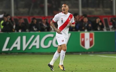 Guerrero, gran ausente en la lista de Perú para medirse a Holanda y Alemania Guerrero, gran ausente en la lista de Perú para medirse a Holanda y Alemania
