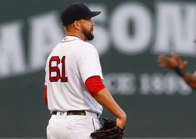 7-3. Johnson controla desde la lomita de los Medias Rojas a los Rays 7-3. Johnson controla desde la lomita de los Medias Rojas a los Rays