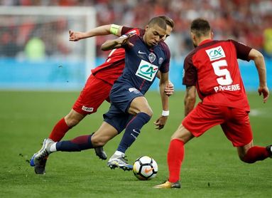 Kylian Mbappe da el triunfo al París Saint Germain Kylian Mbappe da el triunfo al París Saint Germain