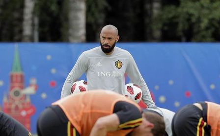 Thierry Henry, favorito de la prensa para sustituir a Poyet en el Burdeos Thierry Henry, favorito de la prensa para sustituir a Poyet en el Burdeos