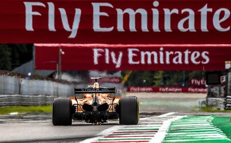 Alonso: "Hay pilotos de muchas categorías y luego están los de Haas" Alonso: "Hay pilotos de muchas categorías y luego están los de Haas"