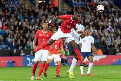 1-0. Rashford aparta a Inglaterra de la depresión 1-0. Rashford aparta a Inglaterra de la depresión