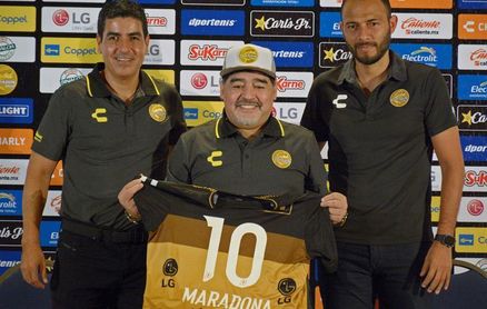 Maradona promete que arropará a los Dorados como a un niño en sus brazos Maradona promete que arropará a los Dorados como a un niño en sus brazos
