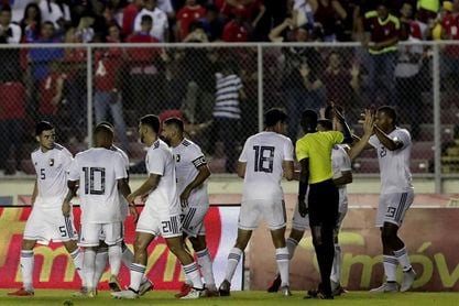 0-2 Rondón estropea el inicio del camino a Catar a la selección panameña 0-2 Rondón estropea el inicio del camino a Catar a la selección panameña