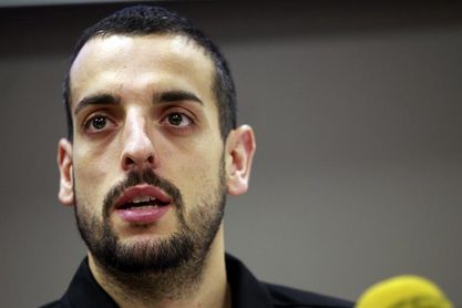 Salva Arco se perderá el inicio de la Liga Endesa por una lesión en su pierna derecha Salva Arco se perderá el inicio de la Liga Endesa por una lesión en su pierna derecha