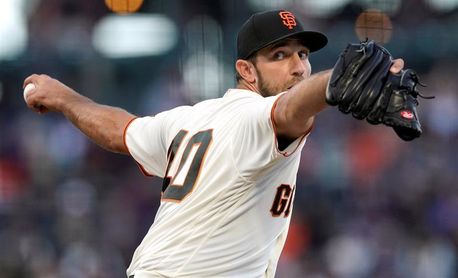 3-0. Bumgarner domina desde el montículo a los Rockies 3-0. Bumgarner domina desde el montículo a los Rockies