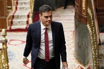 Sánchez felicita a Mola por su esfuerzo, constancia y espíritu de superación Sánchez felicita a Mola por su esfuerzo, constancia y espíritu de superación