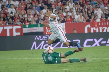 Ben Yedder habla sobre el césped Ben Yedder habla sobre el césped