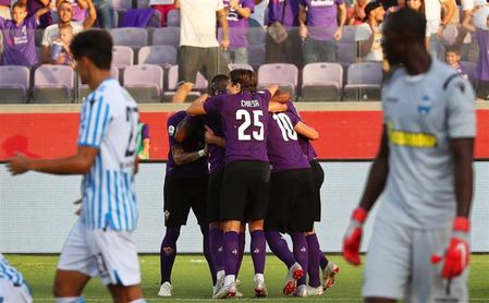El Fiorentina corta el vuelo de la revelación Spal (3-0) El Fiorentina corta el vuelo de la revelación Spal (3-0)