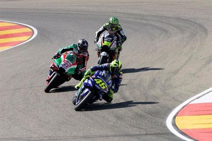 Rossi sólo desea que acabe cuanto antes la carrera de Aragón Rossi sólo desea que acabe cuanto antes la carrera de Aragón