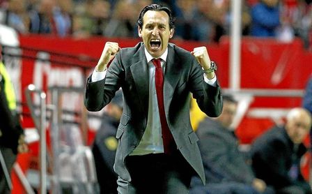 Unai Emery conquistó tres veces consecutivas la Europa League como entrenador del Sevilla. Unai Emery conquistó tres veces consecutivas la Europa League como entrenador del Sevilla.