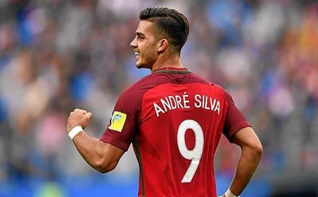 Tras un mal año en el Milan, André Silva no para de marcar goles con el Sevilla y su selección. Tras un mal año en el Milan, André Silva no para de marcar goles con el Sevilla y su selección.