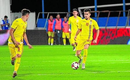 Ianis Hagi, con la selección sub 21 de Rumanía. Ianis Hagi, con la selección sub 21 de Rumanía.