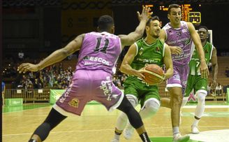 El Betis hace los deberes en San Pablo