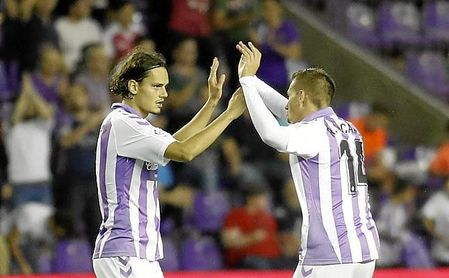 Curiosamente, Machín invitó a Alcaraz a salir del Girona FC cedido. Curiosamente, Machín invitó a Alcaraz a salir del Girona FC cedido.
