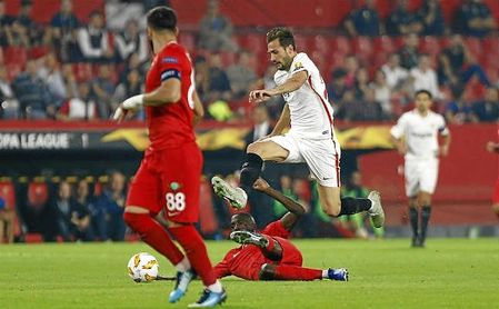 El ´Mudo´ Vázquez fue de los más destacados ante el Akhisar turco. El ´Mudo´ Vázquez fue de los más destacados ante el Akhisar turco.
