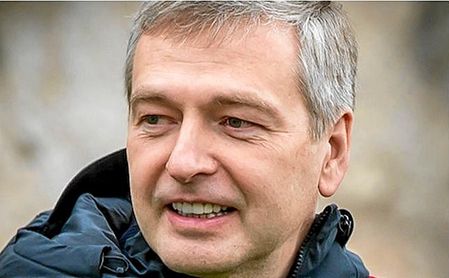 Imputan al presidente del Mónaco por un caso de corrupción. Imputan al presidente del Mónaco por un caso de corrupción.