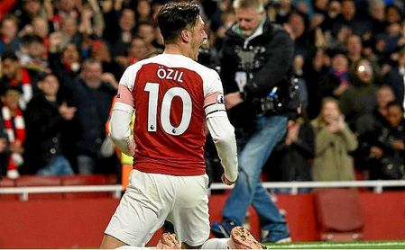 Özil: "No escucho lo que otra gente diga de mí" Özil: "No escucho lo que otra gente diga de mí"