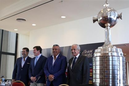 "La final del Siglo" comienza con el mundo pendiente de la Bombonera "La final del Siglo" comienza con el mundo pendiente de la Bombonera
