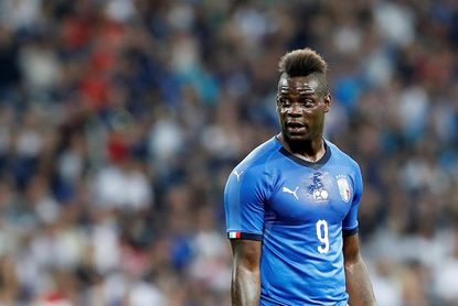 Balotelli denuncia insultos racistas: "Ahora basta" Balotelli denuncia insultos racistas: "Ahora basta"