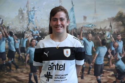 Capitana de Uruguay afirma que el objetivo en el Mundial sub´17 de fútbol es "marcar la historia" Capitana de Uruguay afirma que el objetivo en el Mundial sub´17 de fútbol es "marcar la historia"