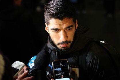 Suárez critica estado del césped del Centenario tras concierto Roger Waters Suárez critica estado del césped del Centenario tras concierto Roger Waters