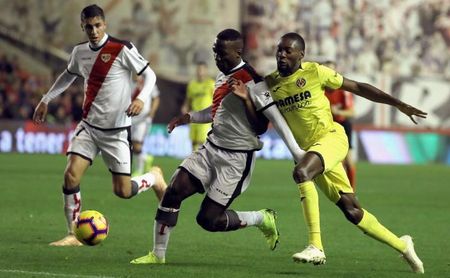 Advíncula: "Estoy trabajando para ver si me puedo quedar en el Rayo". Advíncula: "Estoy trabajando para ver si me puedo quedar en el Rayo".