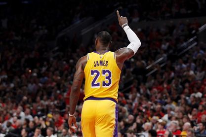 126-117. James se acerca al triple-doble y los Lakers siguen ganando 126-117. James se acerca al triple-doble y los Lakers siguen ganando