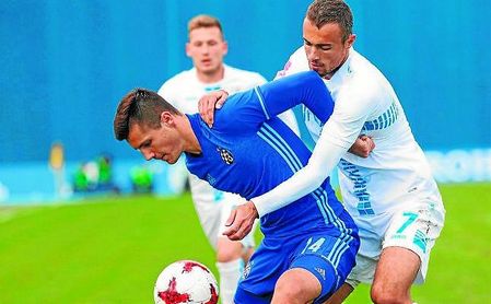 Ojeadores Del Sevilla Espian Al Dinamo En Zagreb Estadio Deportivo