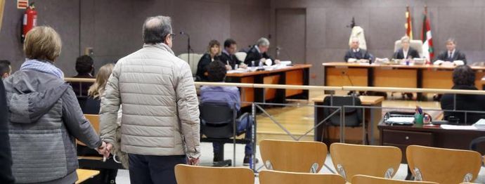 Los padres de Cabacas denuncian trato de favor a los acusados en el juicio Los padres de Cabacas denuncian trato de favor a los acusados en el juicio