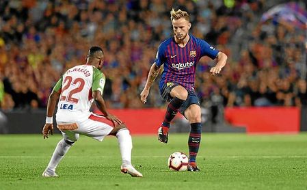 Rakitic sufre una lesión muscular, pero sin rotura. Rakitic sufre una lesión muscular, pero sin rotura.