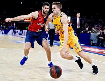 91-76. El Baskonia responde al efecto Perasovic 91-76. El Baskonia responde al efecto Perasovic