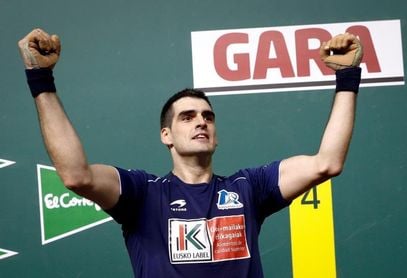 Ezkurdia, campeón del Cuatro y Medio al derrotar a Altuna 17-22 en Pamplona Ezkurdia, campeón del Cuatro y Medio al derrotar a Altuna 17-22 en Pamplona