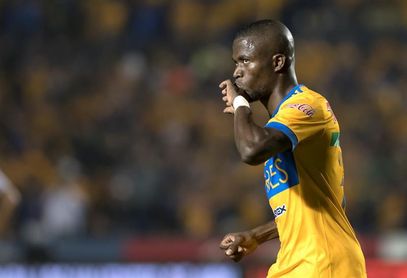 Enner Valencia, el "Supermán" ecuatoriano o el goleador de fina estampa Enner Valencia, el "Supermán" ecuatoriano o el goleador de fina estampa