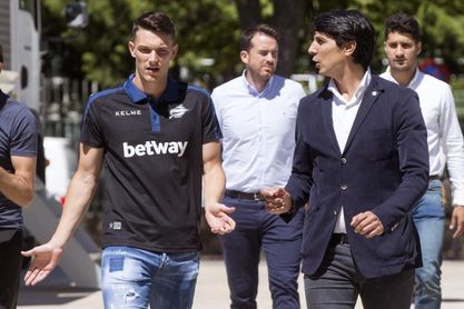 Adrián Marín: "Butarque es un campo difícil" Adrián Marín: "Butarque es un campo difícil"