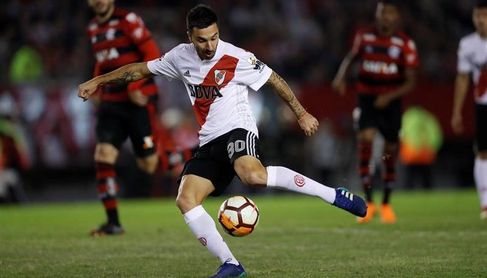 Scocco se pierde la final de la Copa ante Boca por lesión. Scocco se pierde la final de la Copa ante Boca por lesión.
