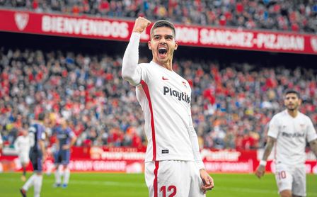 André Silva sigue la senda goleadora de Bacca André Silva sigue la senda goleadora de Bacca