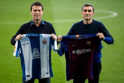 Cordialidad en el encuentro de técnicos antes del derbi. Cordialidad en el encuentro de técnicos antes del derbi.