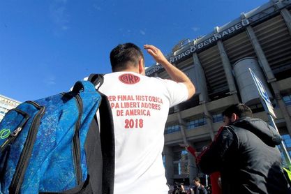 Hinchas de Boca y River dirían "sí" para acoger un Barça-Madrid Hinchas de Boca y River dirían "sí" para acoger un Barça-Madrid