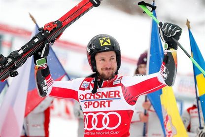Hirscher logra su victoria 60 y toma un liderato que reforzó Shiffrin Hirscher logra su victoria 60 y toma un liderato que reforzó Shiffrin