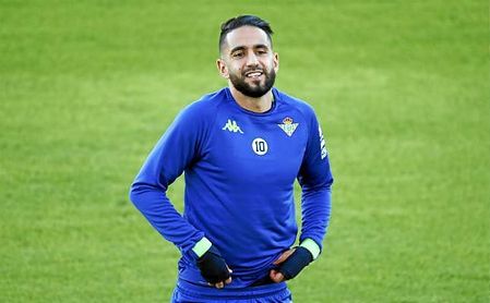 Boudebouz, durante un entrenamiento con el Betis. Boudebouz, durante un entrenamiento con el Betis.