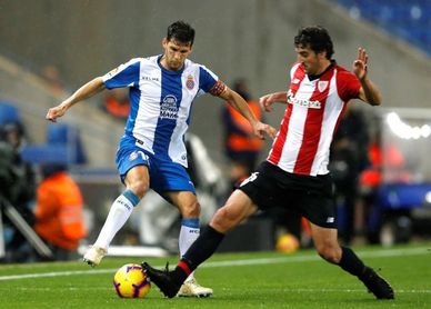 Javi López supera su lesión y se entrena con el grupo Javi López supera su lesión y se entrena con el grupo