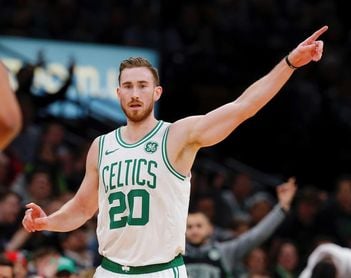 Embiid, George, Booker, Hayward y Davis protagonizan una noche encestadora Embiid, George, Booker, Hayward y Davis protagonizan una noche encestadora