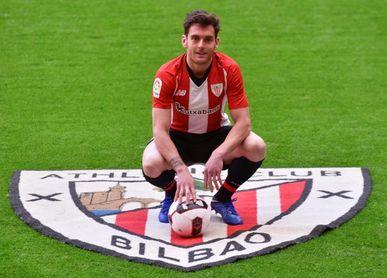 Ibai se estrena en Lezama en una sesión sin Aduriz ni Raúl García Ibai se estrena en Lezama en una sesión sin Aduriz ni Raúl García