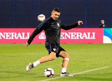 Un partido de sanción al croata Lovren por insultos tras el Croacia-España Un partido de sanción al croata Lovren por insultos tras el Croacia-España