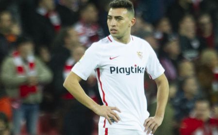 Munir ya mostró su versatilidad en su debut, sobre el césped de San Mamés. Munir ya mostró su versatilidad en su debut, sobre el césped de San Mamés.