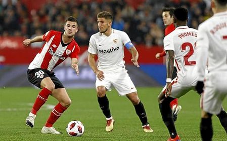 Carriço, atento al rojiblanco Guruzeta, goleador de la noche Carriço, atento al rojiblanco Guruzeta, goleador de la noche