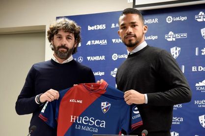 El venezolano Yangel Herrera llega cedido al Huesca por el Manchester City El venezolano Yangel Herrera llega cedido al Huesca por el Manchester City